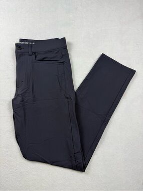 Western Rise Diversion Pants Stretch Performance Pants Men’s 31x30 Like new